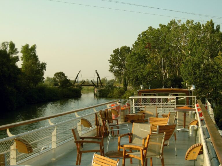 Dolce Vita 2 Peniche - Houseboat in Provence