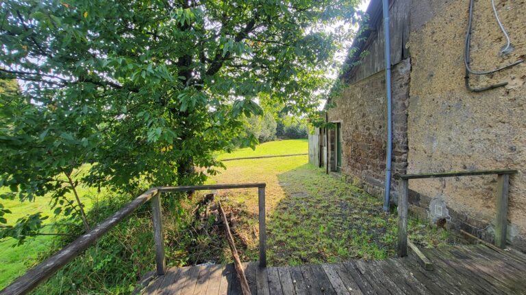 535268369 10238016099052469 6646672899494670885 n Detached Normandy house