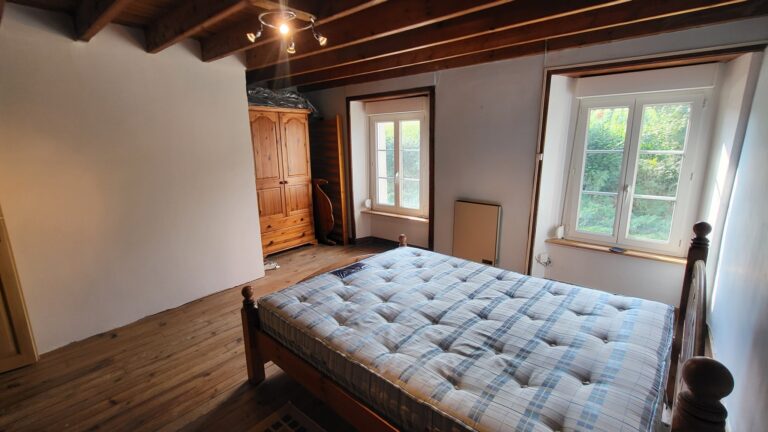 536272329 10238016109252724 8379634739666902565 n Detached Normandy house