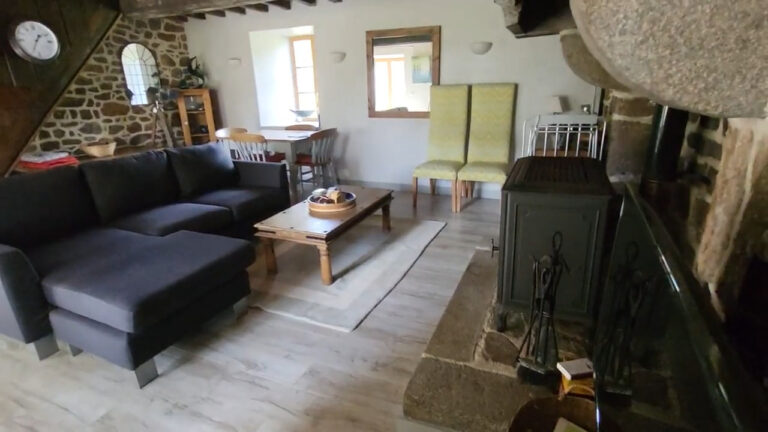 SNAPSHOT Country home in Normandy