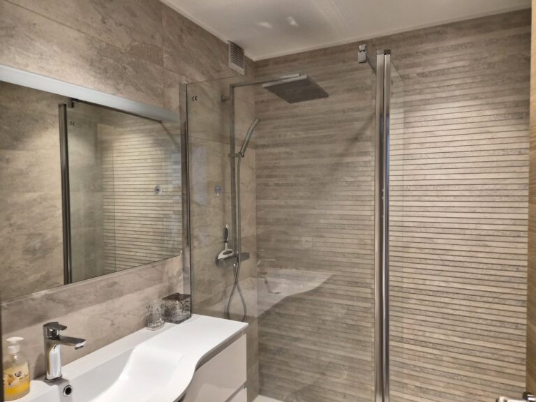 584624173 10239298183903789 4551989854869985462 n stylish appartment on the cote d azur