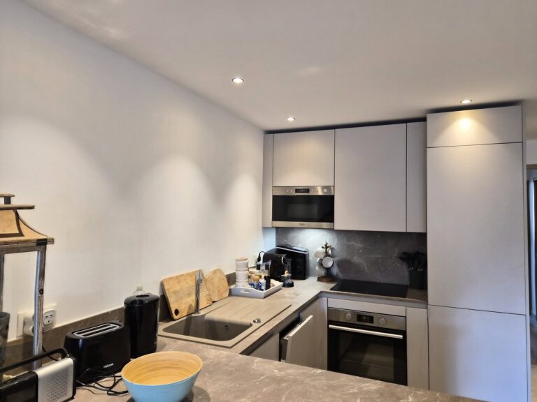 586564676_10239298179743685_273835200918435857_n