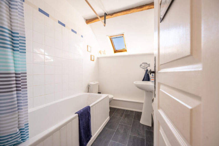 Bathroom3 House with gite