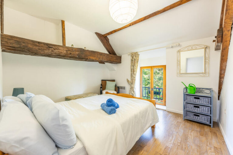 Bedroom House with gite