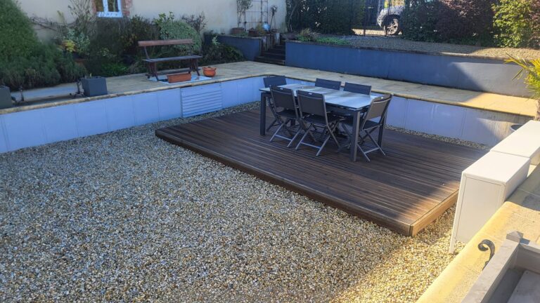 659927531 10241194977962455 3916728302100168876 n Detached house with substantial outbuilding