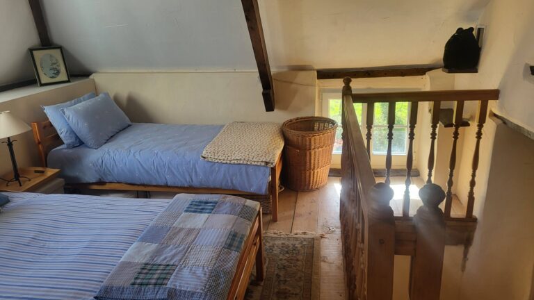 660183600 10241194992322814 3657265065053340007 n Detached house with substantial outbuilding