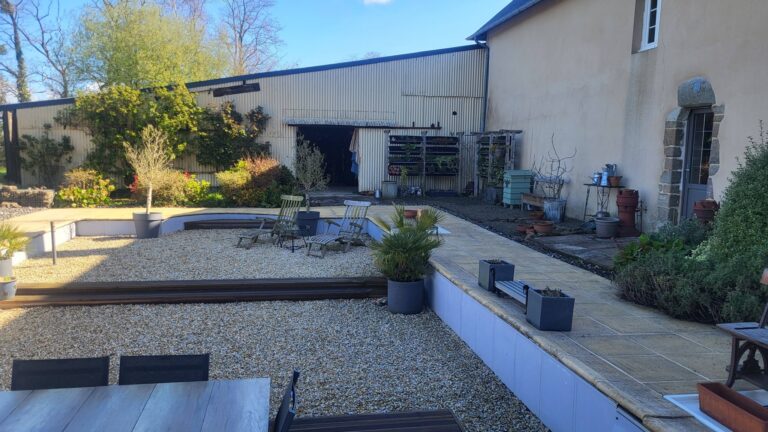 Detached house with substantial outbuilding