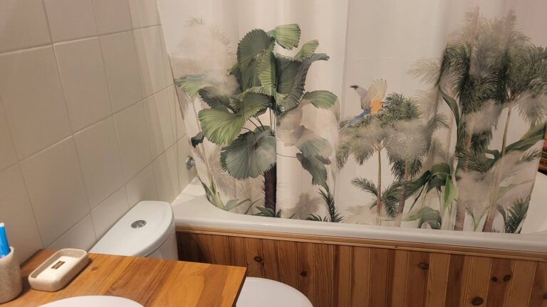 661646795 10241195009683248 3104450656217427853 n Detached house with substantial outbuilding